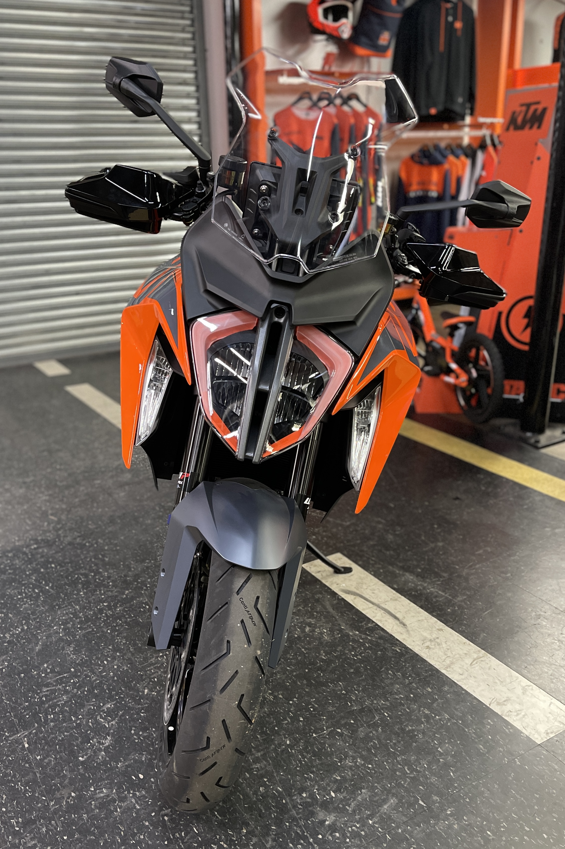 2024 KTM 1290 Super Duke GT