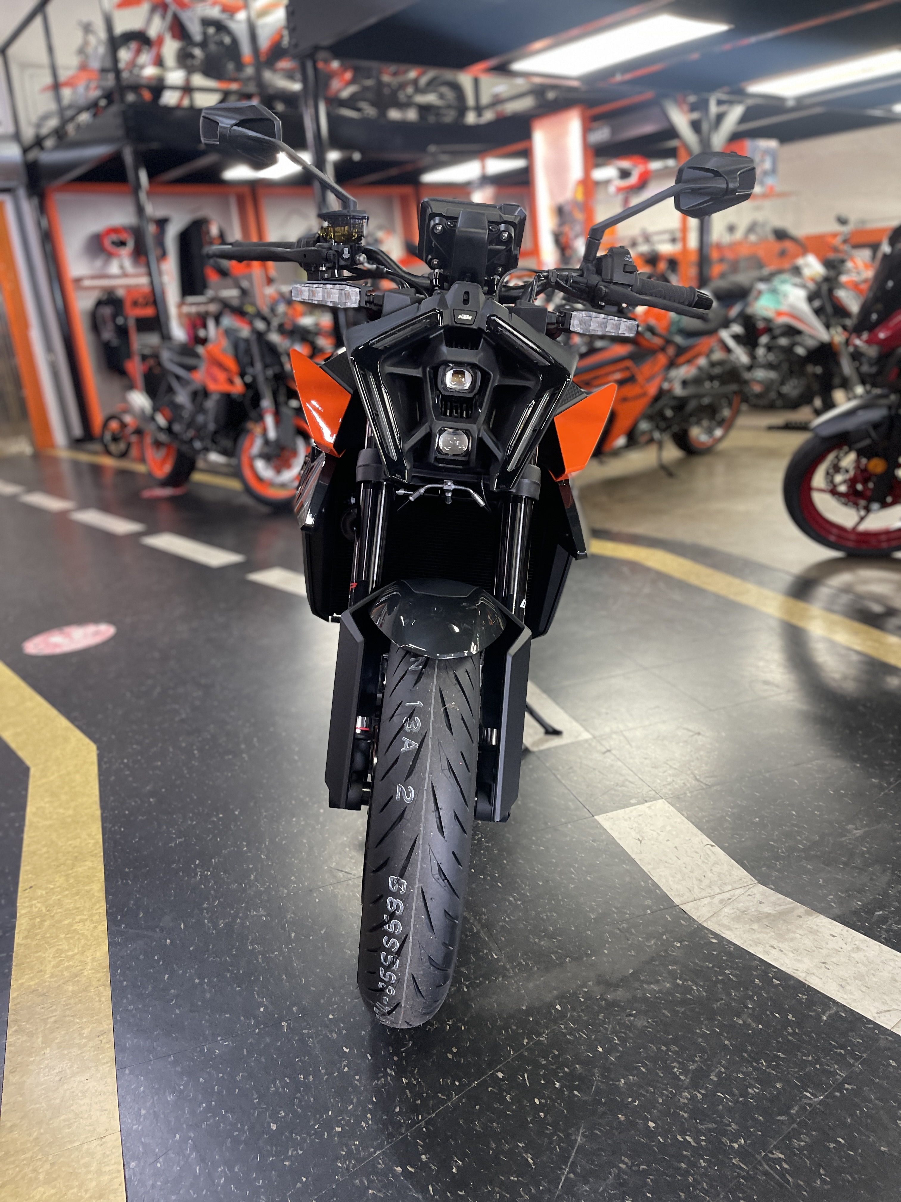 2024 KTM 990 DUKE