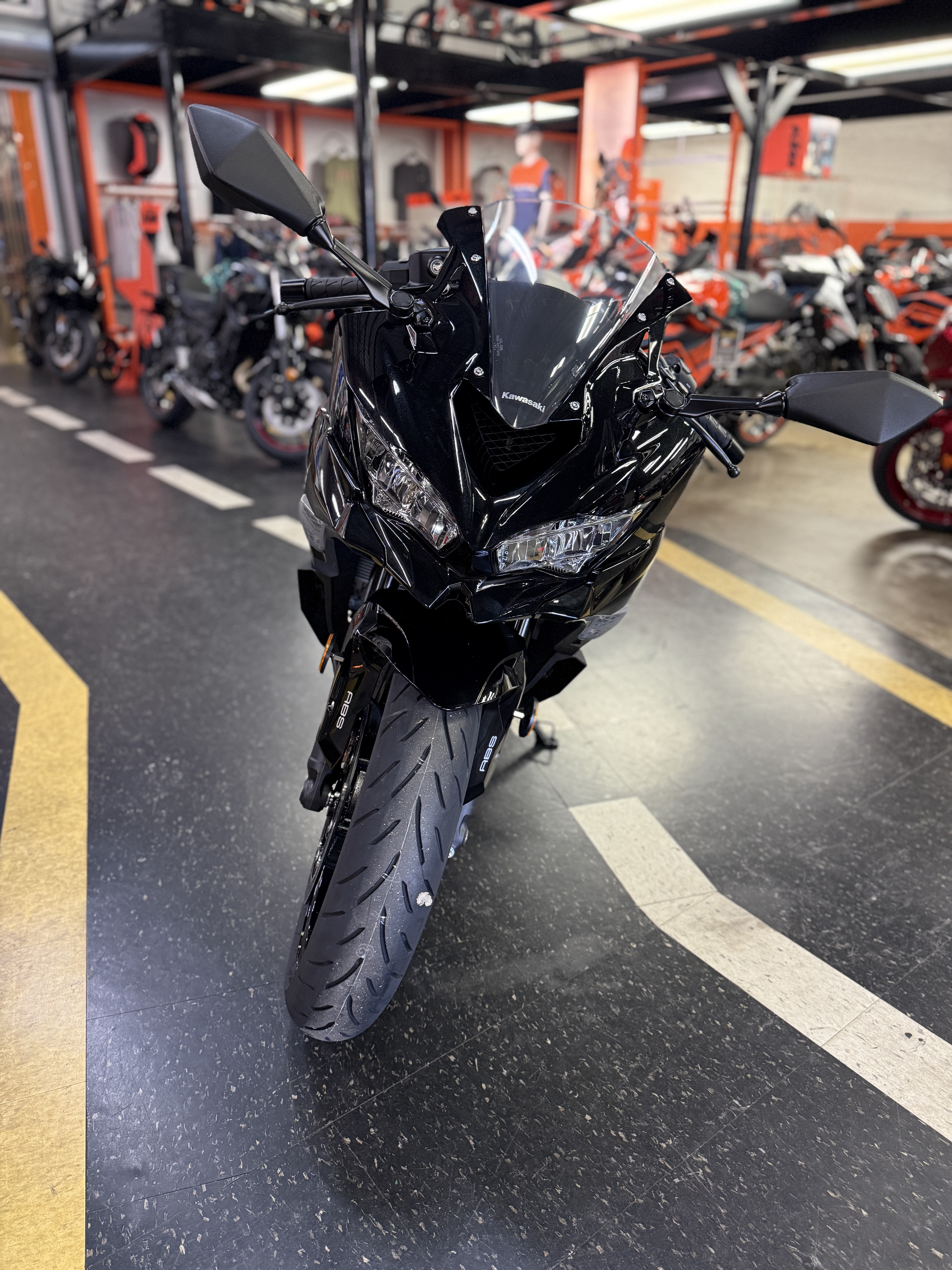 2025 Kawasaki Ninja ZX-4R ABS